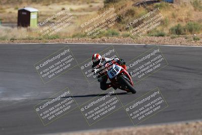 media/Apr-19-2025-AHRMA (Sat) [[3d98ca3309]]/Race/Group 8/Turn 4/